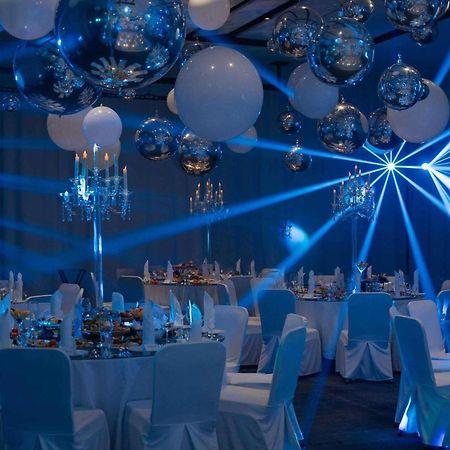 Novotel Bishkek City Center Zewnętrze zdjęcie
