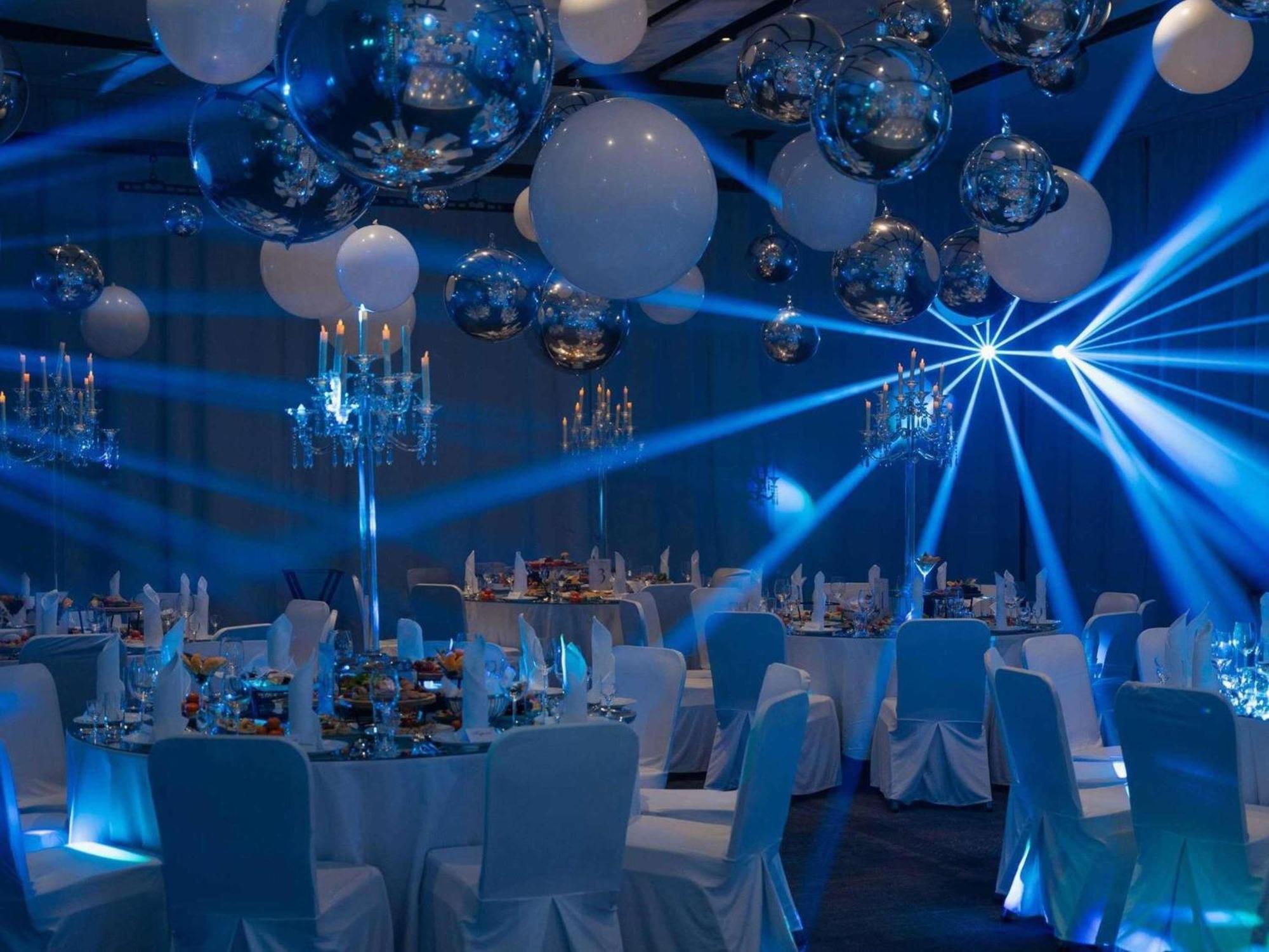 Novotel Bishkek City Center Zewnętrze zdjęcie