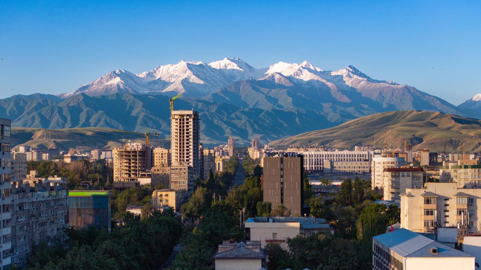 Novotel Bishkek City Center Zewnętrze zdjęcie